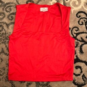 LIVE IN THE MOMENT RED MID DRIFT TOP ADULT S